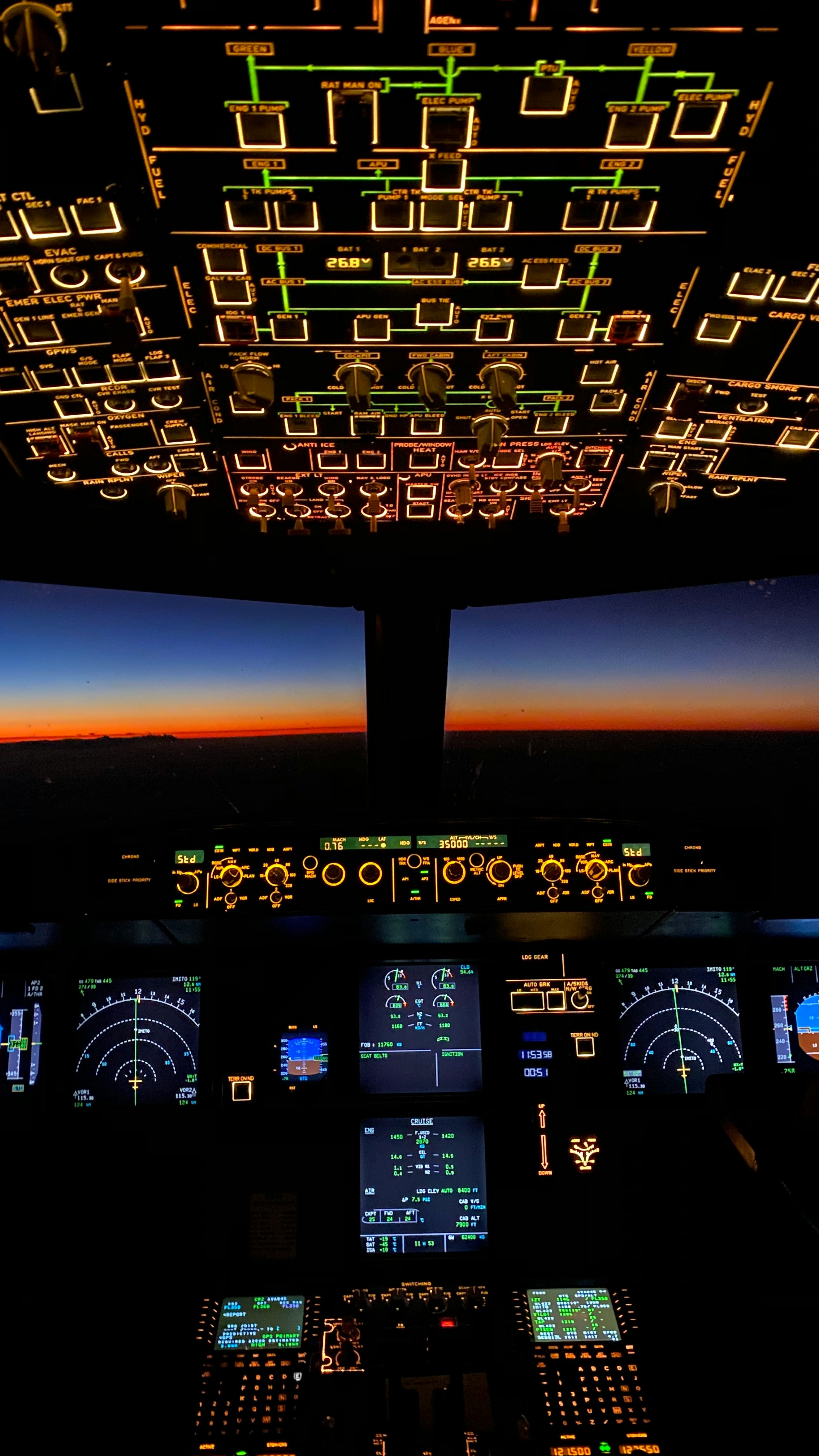 Career fragility planning for veteran airline pilots